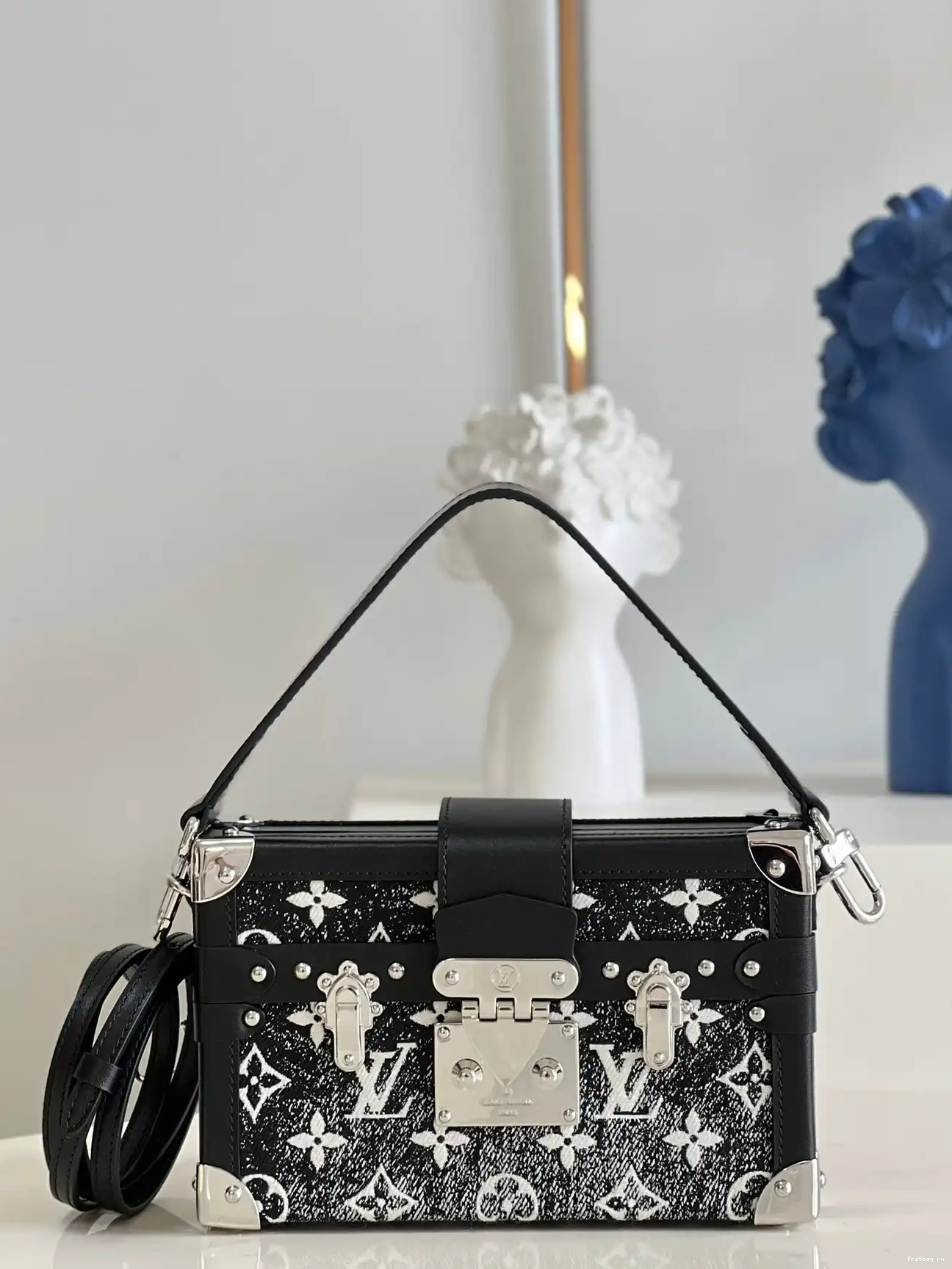 First bag ru LOUIS VUITTON MALLE PETITE 0616